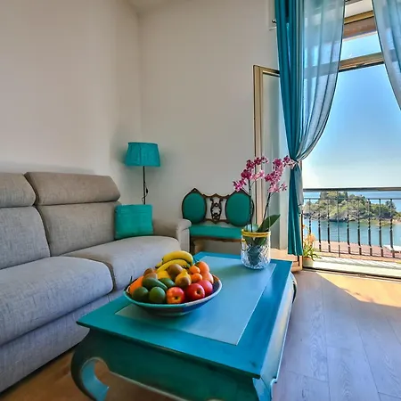 Isolabella Paradise View Taormina